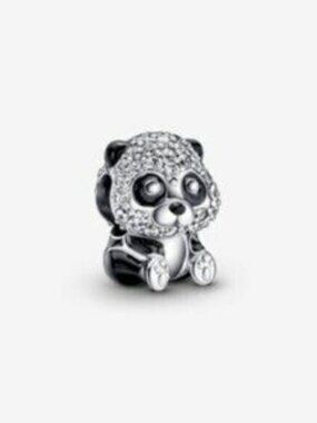 Pandora Sparkling Cute Panda Charm